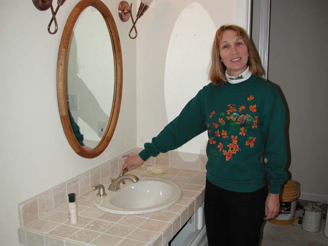 Guest bathroom sink.jpg 35.3K